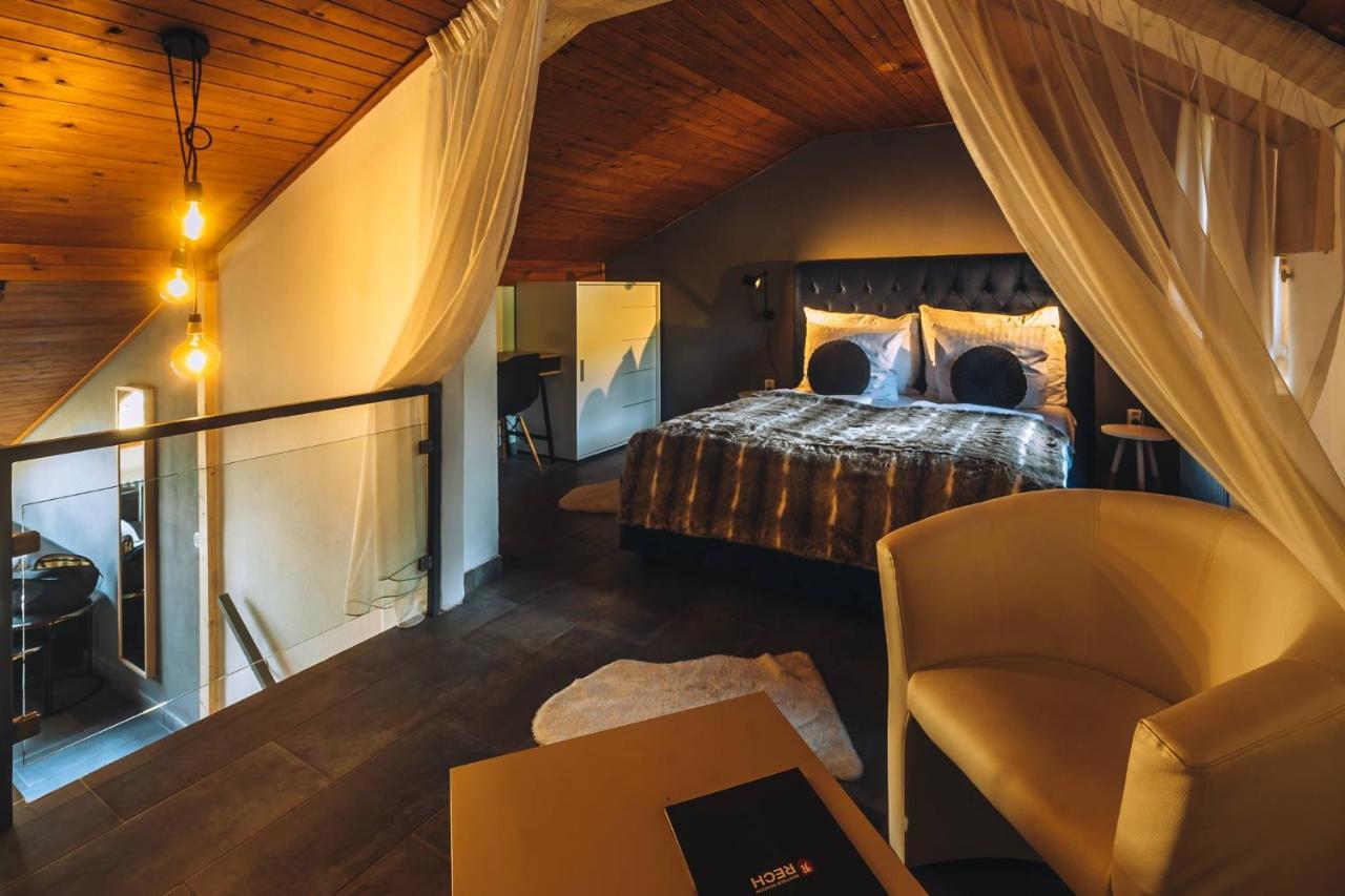 Boutique Rech Pensión 3*